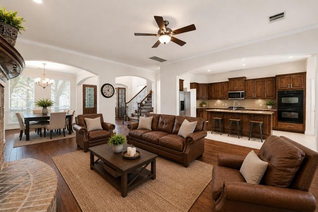 1385 Pine Forest CIR, Round Rock, TX 78665