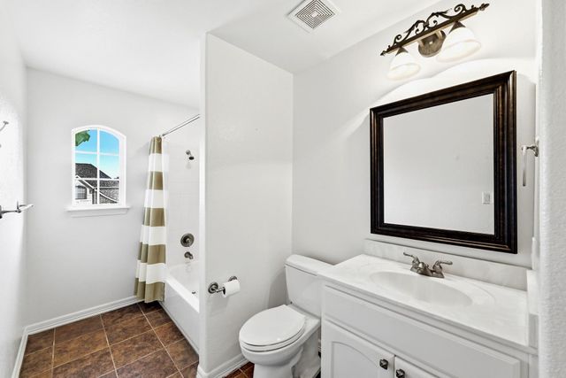 1385 Pine Forest CIR, Round Rock, TX 78665