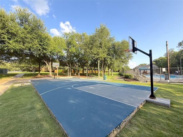 1385 Pine Forest CIR, Round Rock, TX 78665