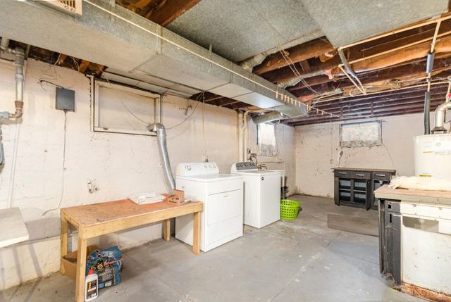 3631 W 8th Street, Cincinnati, OH 45205