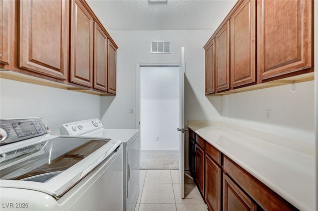 9306 Goldenbush Court, Las Vegas, NV 89148