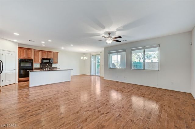 9306 Goldenbush Court, Las Vegas, NV 89148