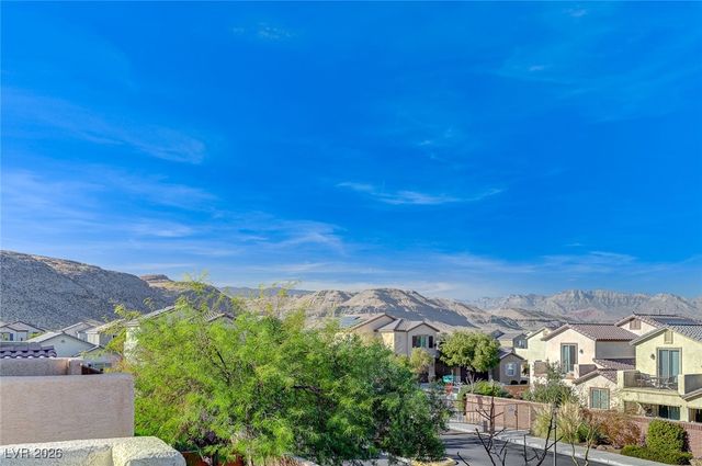 9306 Goldenbush Court, Las Vegas, NV 89148