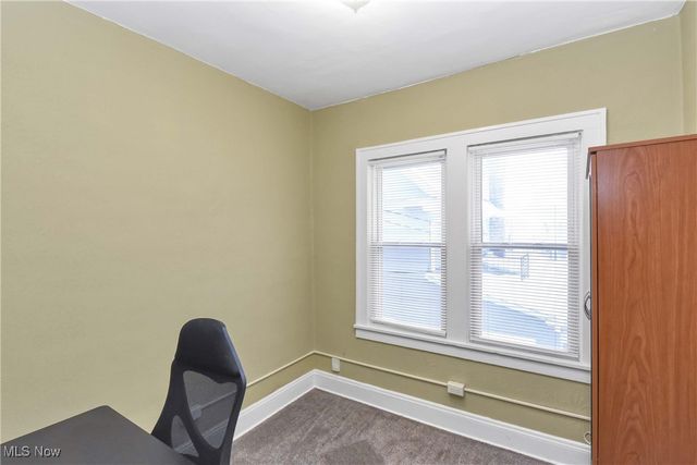 2477 Lee Road, Cleveland Heights, OH 44118