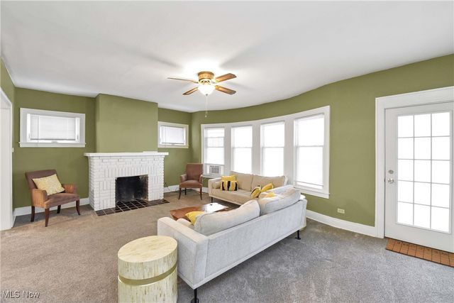 2477 Lee Road, Cleveland Heights, OH 44118