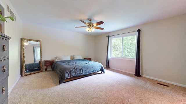 6799 Cedar Lane, Newburgh, IN 47630