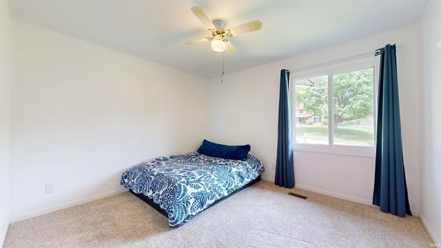 6799 Cedar Lane, Newburgh, IN 47630