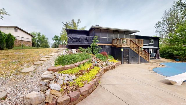 6799 Cedar Lane, Newburgh, IN 47630