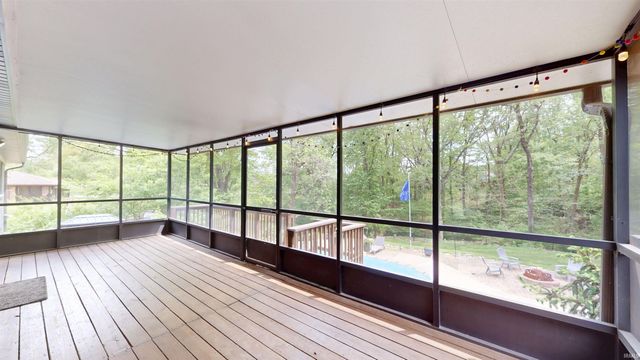 6799 Cedar Lane, Newburgh, IN 47630