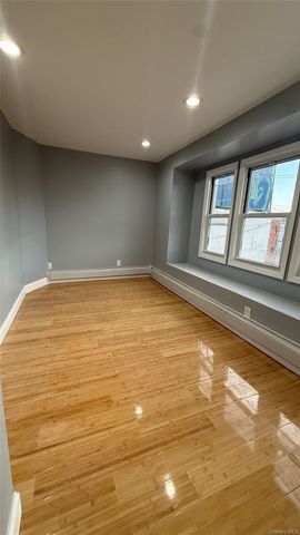 116-45 195 Street, Saint Albans, NY 11412