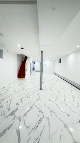 116-45 195 Street, Saint Albans, NY 11412