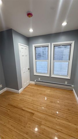 116-45 195 Street, Saint Albans, NY 11412