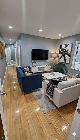 116-45 195 Street, Saint Albans, NY 11412