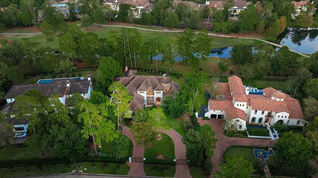 10 Norlund Way, The Woodlands, TX 77382