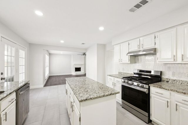 4417 Cabot Drive, Grand Prairie, TX 75052