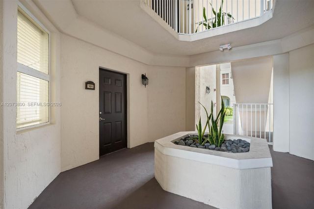 11503 NW 89th Street 101, Doral, FL 33178