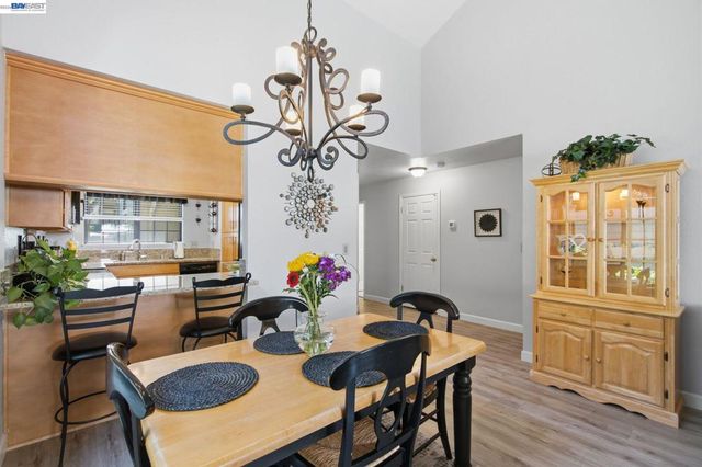 1896 Brixton Ct, San Jose, CA 95132