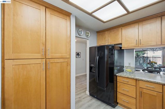 1896 Brixton Ct, San Jose, CA 95132