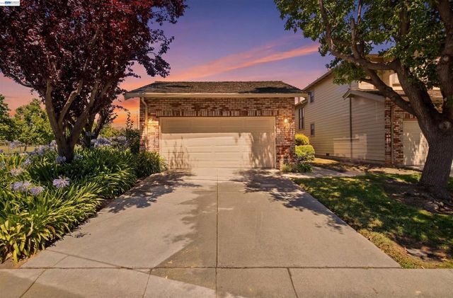 1896 Brixton Ct, San Jose, CA 95132