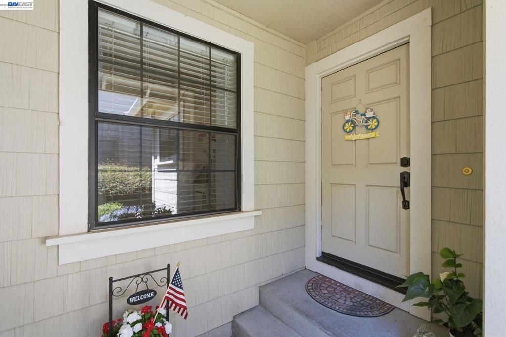 Image 7 of property listing at 1896 Brixton Ct, San Jose, CA 95132