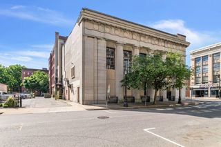 1675 Main St, Springfield, MA 01103