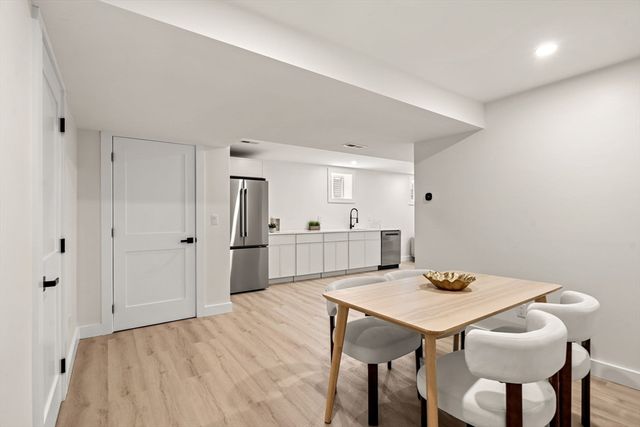 33 Blaine St, Malden, MA 02148