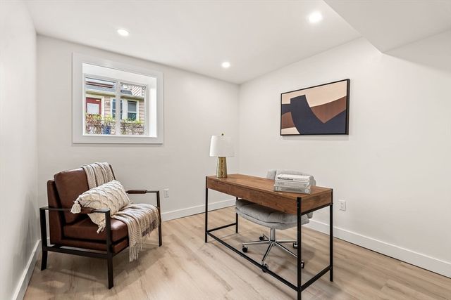 33 Blaine St, Malden, MA 02148