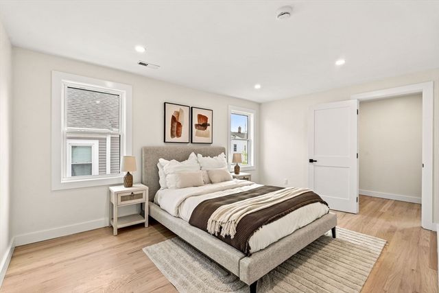 33 Blaine St, Malden, MA 02148