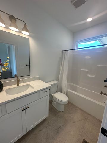 3137 Pine Grove Cir, Wichita, KS 67205