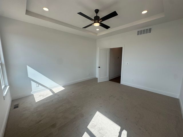 3137 Pine Grove Cir, Wichita, KS 67205