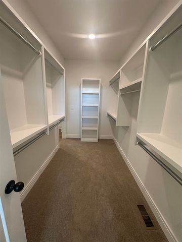 3137 Pine Grove Cir, Wichita, KS 67205