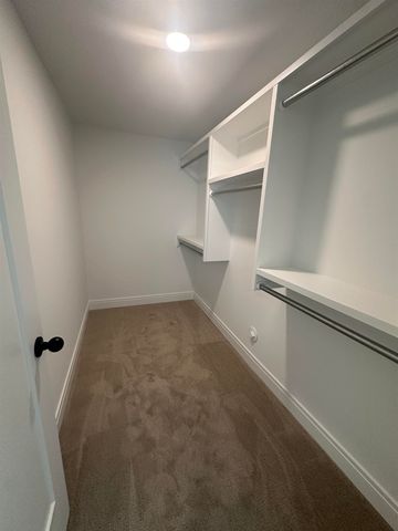 3137 Pine Grove Cir, Wichita, KS 67205