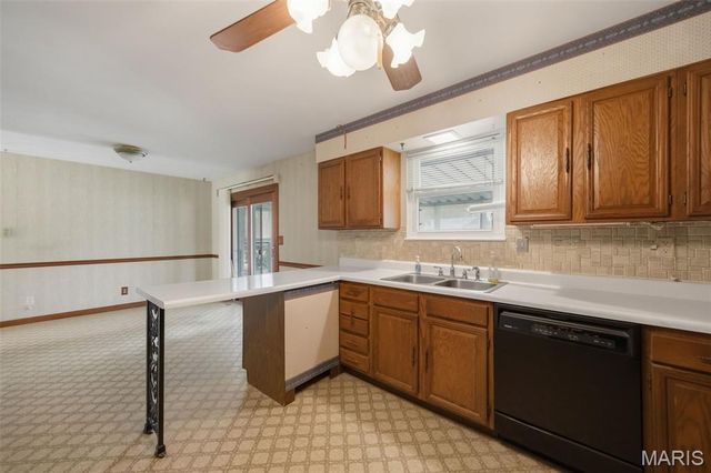3649 Gail Drive, Imperial, MO 63052