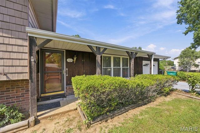 3649 Gail Drive, Imperial, MO 63052