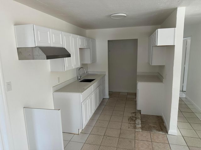 115 Maple Avenue, Fort Pierce, FL 34982