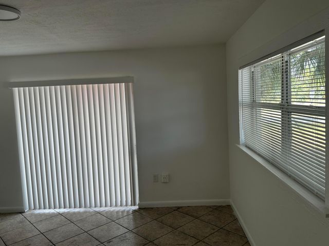 115 Maple Avenue, Fort Pierce, FL 34982