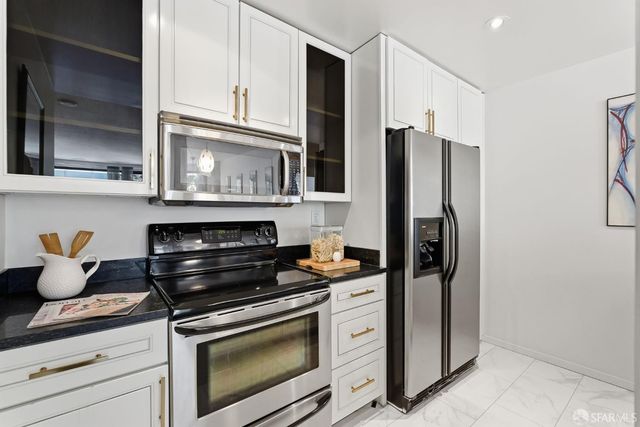 300 3rd Street 321, San Francisco, CA 94107