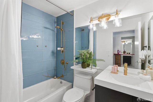300 3rd Street 321, San Francisco, CA 94107
