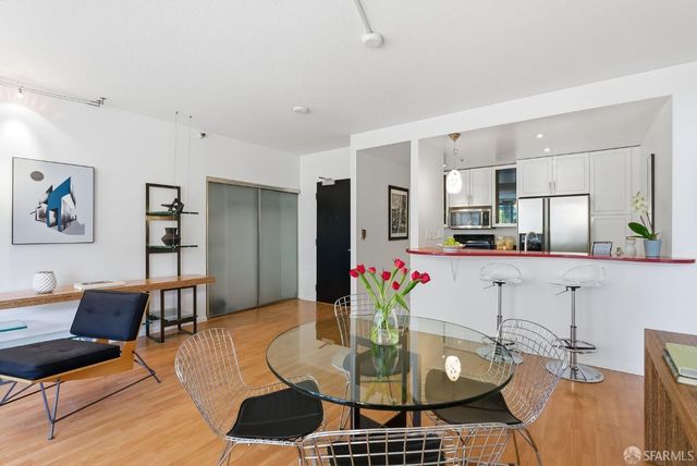 300 3rd Street 321, San Francisco, CA 94107