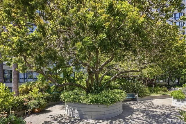 300 3rd Street 321, San Francisco, CA 94107