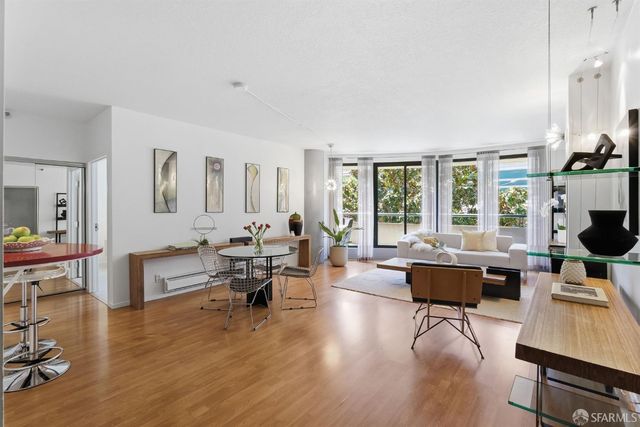 300 3rd Street 321, San Francisco, CA 94107