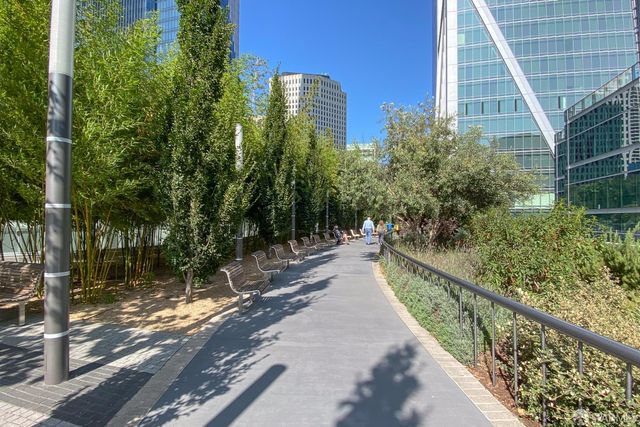 300 3rd Street 321, San Francisco, CA 94107