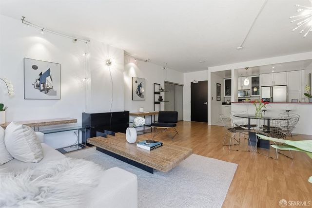 300 3rd Street 321, San Francisco, CA 94107