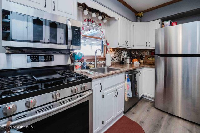 1100 Stall Drive, Findlay, OH 45840