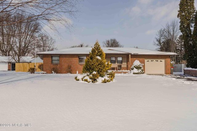 1100 Stall Drive, Findlay, OH 45840