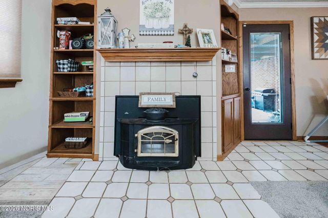 1100 Stall Drive, Findlay, OH 45840