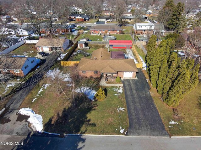 1100 Stall Drive, Findlay, OH 45840