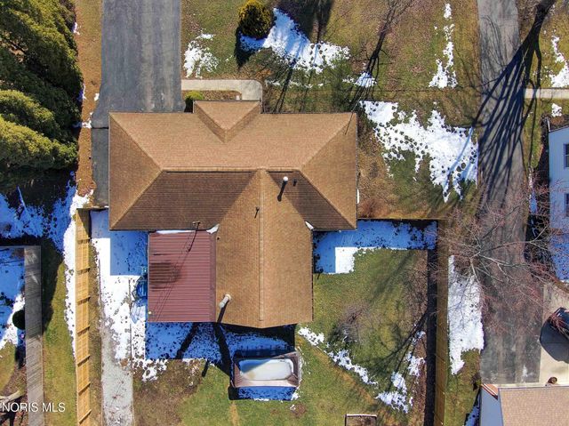 1100 Stall Drive, Findlay, OH 45840