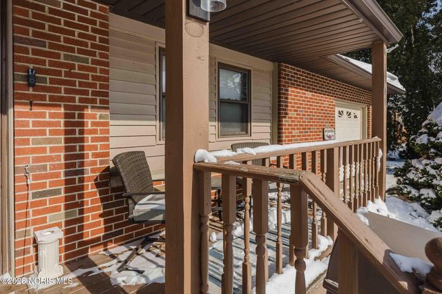 1100 Stall Drive, Findlay, OH 45840