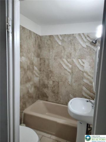 1641 West Turner Street APT 3, Allentown City, PA 18102